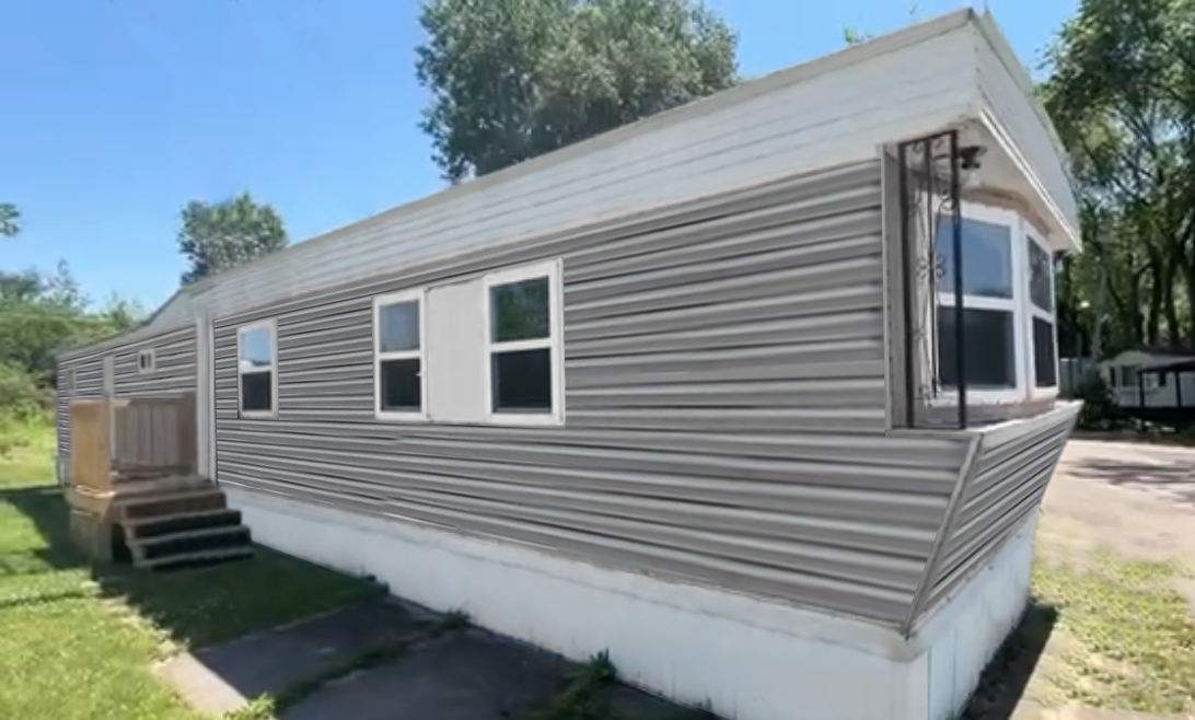 2211 Dort Highway - B-20