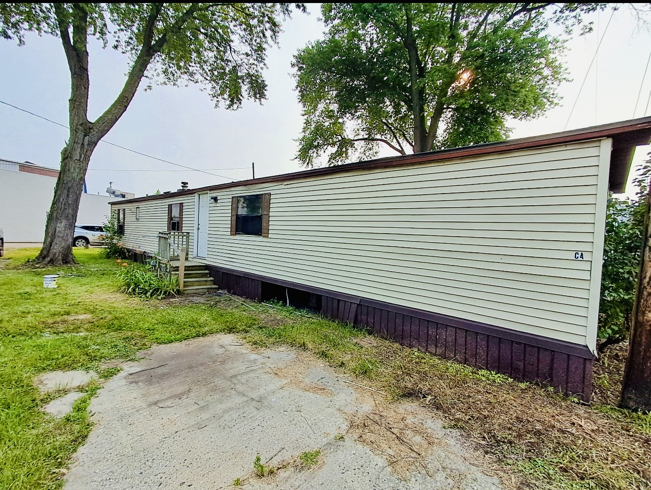 2211 Dort Highway - C-4